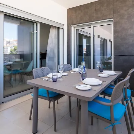 Apartment Coastal Haven *