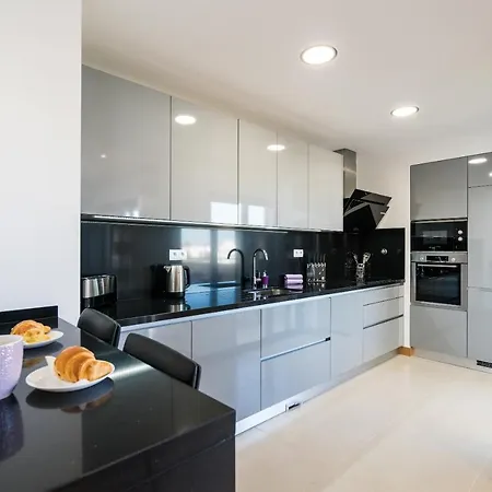 Coastal Haven Appartamento Lagos