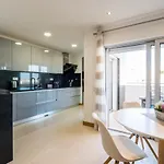 Coastal Haven Daire Lagos